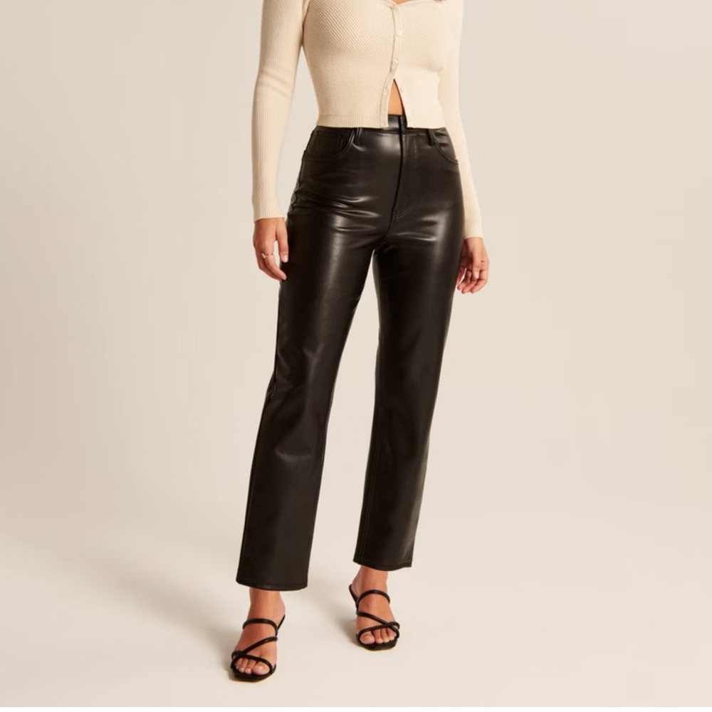 Abercrombie & Fitch the ankle straight high rise leather